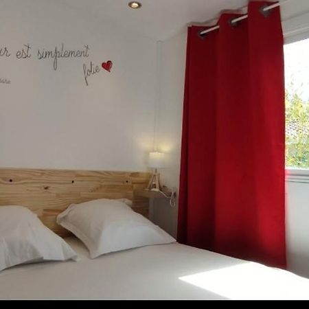 Bungalow Au Pied Du Luberon Saint-Martin-de-la-Brasque Extérieur photo